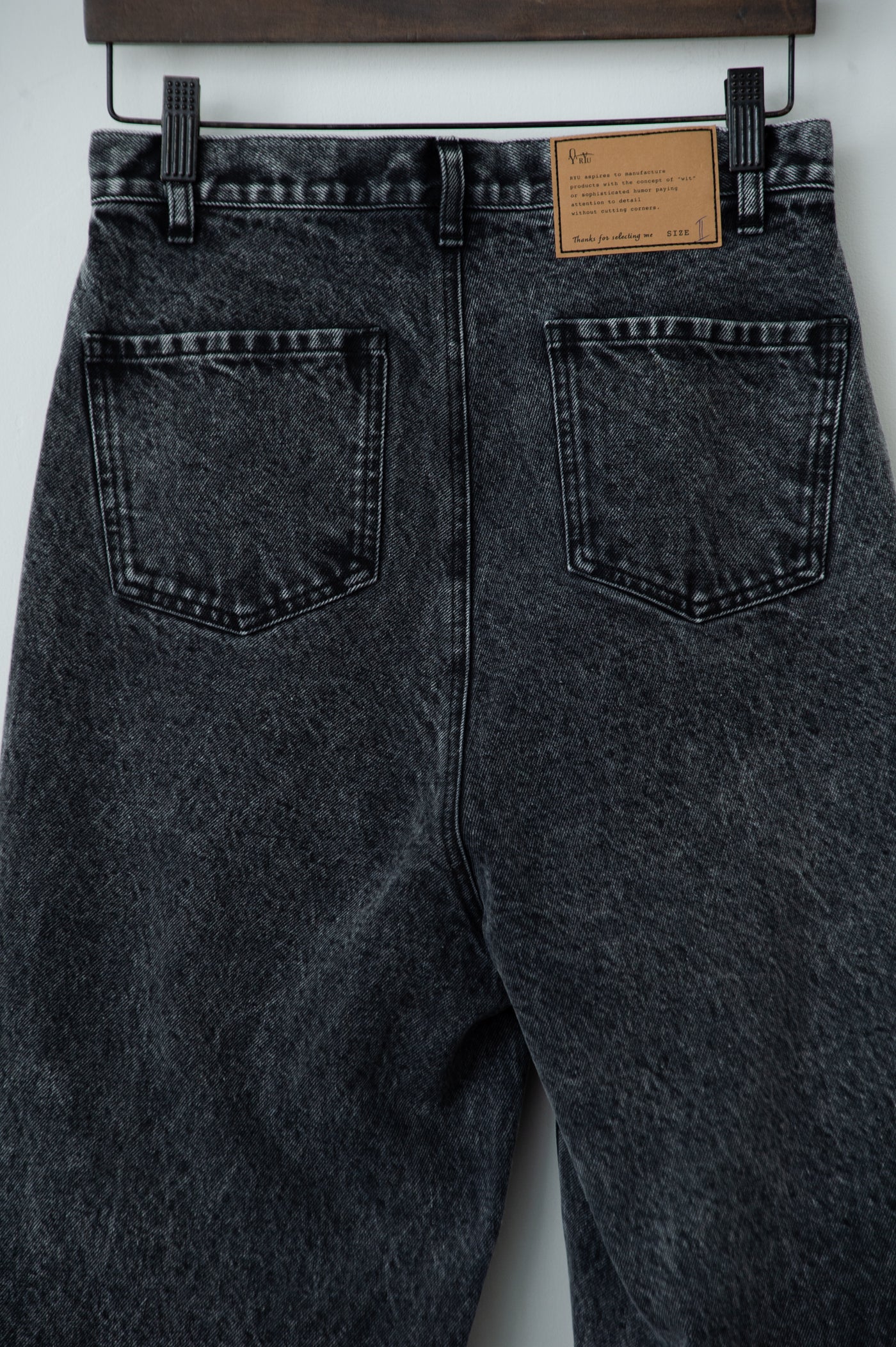 denim two-tuck slacks