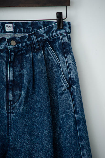 denim two-tuck slacks